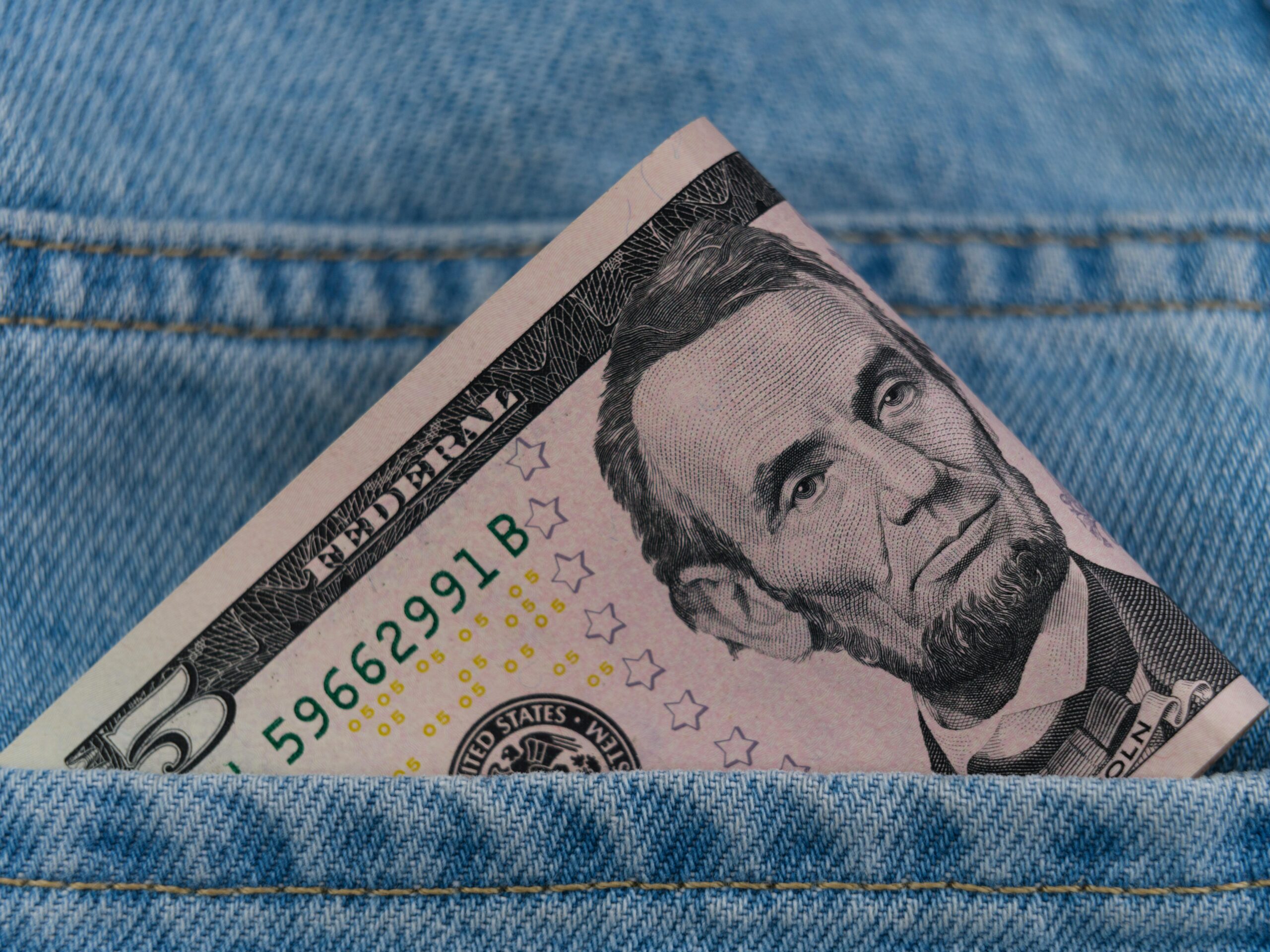 inflação, dólar. energia solar