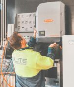 Fake Power em Inversores Solares: Seu Equipamento Realmente Entrega o Que Promete?
